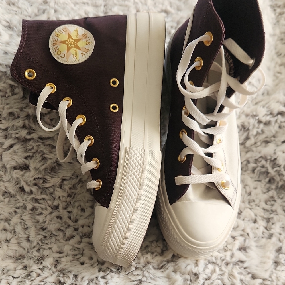 Converse Women's High-Top Sneakers - Brown and White